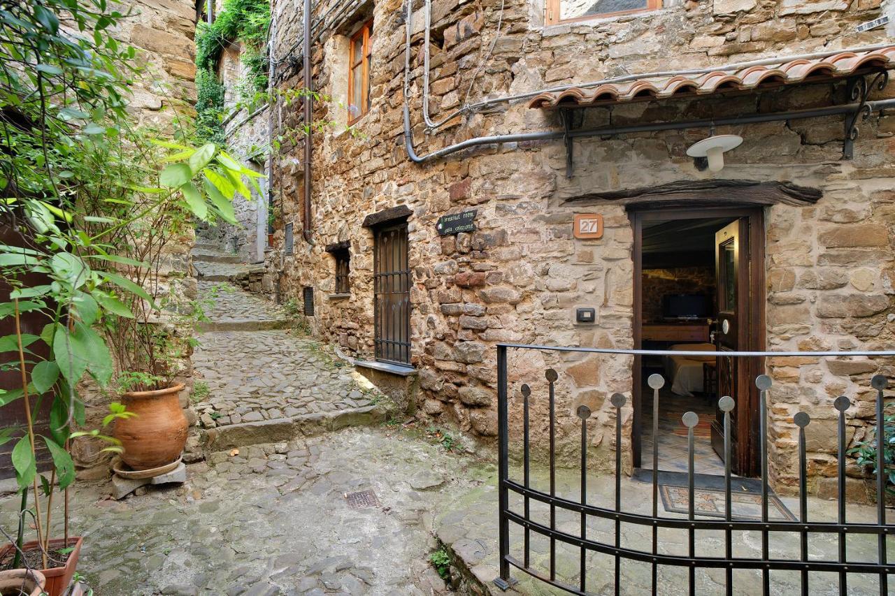 Del Canto * Apricale